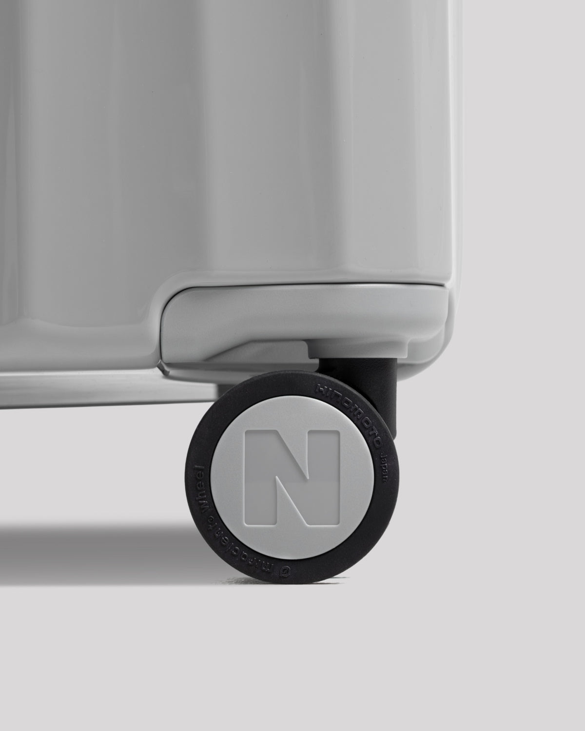 Bold Check-in Bag (L) V2